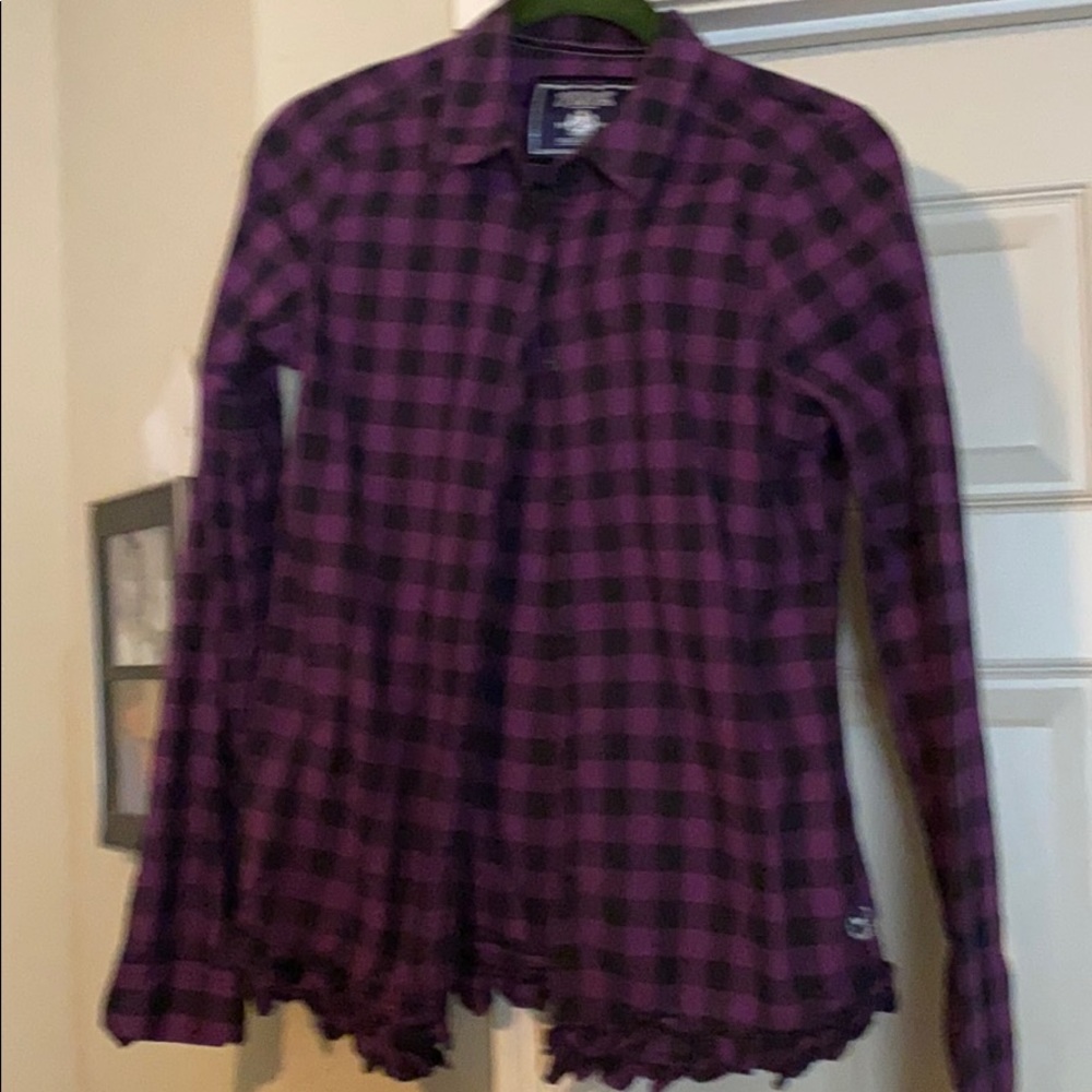 Juniors button down top
